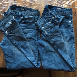 Bundle of men’s jeans